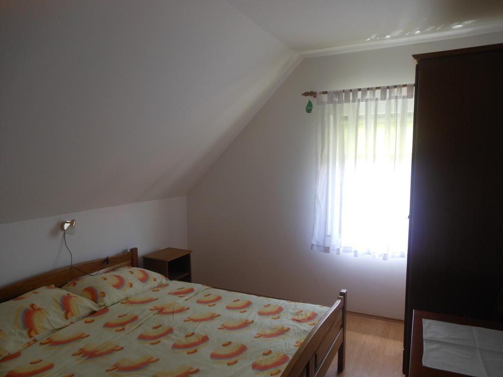 House Milka Hotel Rakovica Room photo